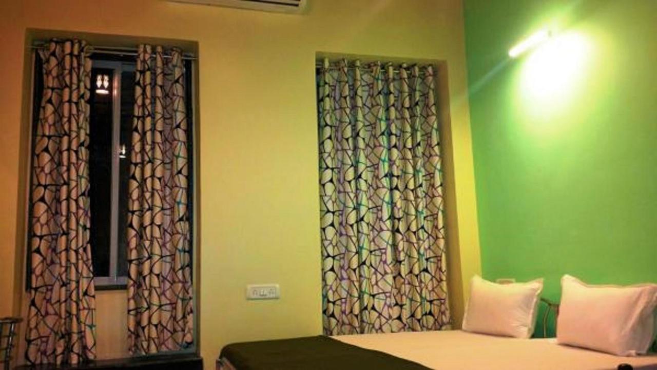 Hotel Blue Bird Colaba Mandve Eksteriør billede