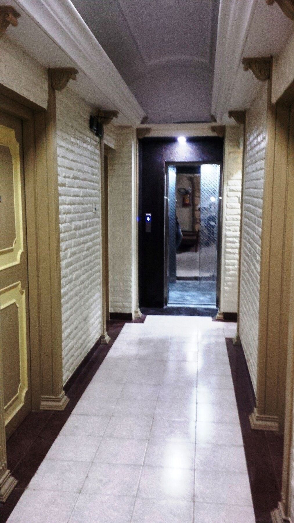 Hotel Blue Bird Colaba Mandve Eksteriør billede