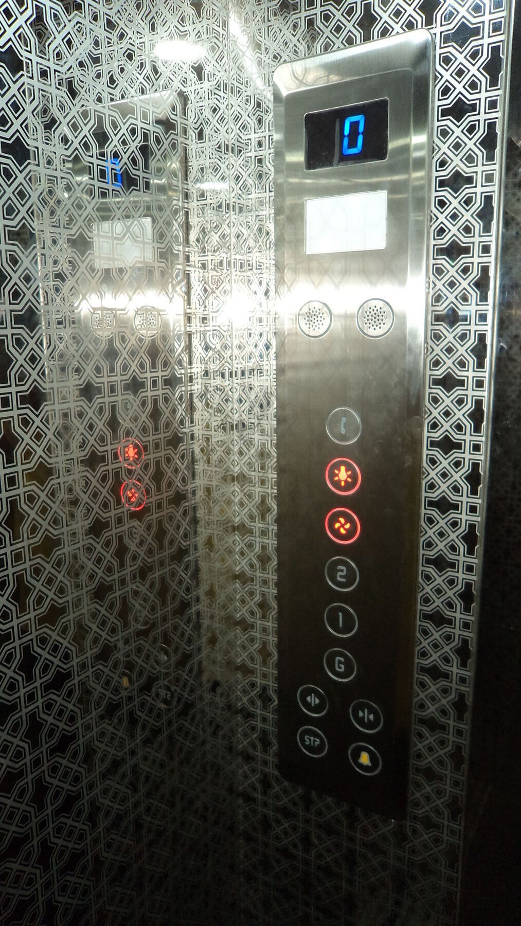 Hotel Blue Bird Colaba Mandve Eksteriør billede
